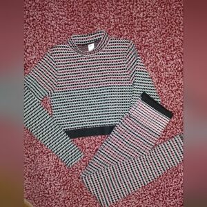 Fabletics outfit long sleeve crop top and leggings